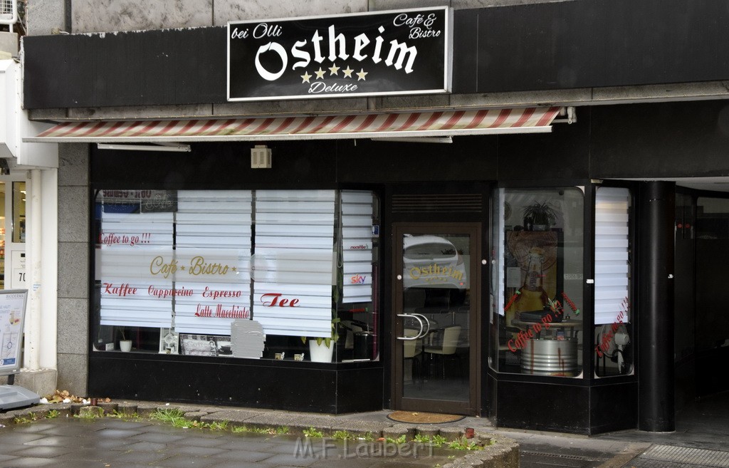 Schussabgaben Koeln Ostheim Frankfurterstr P09.JPG - Miklos Laubert